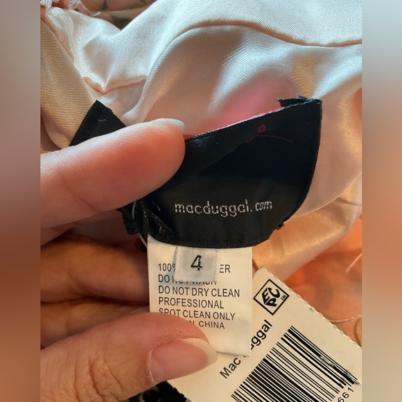 Mac Duggal Pink Peach Ruffle Tiered Floral Cut-Out Chiffon Gown sz 4 NEW - Picture 12 of 14